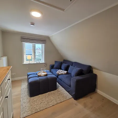Luettje Stuuv Apartment